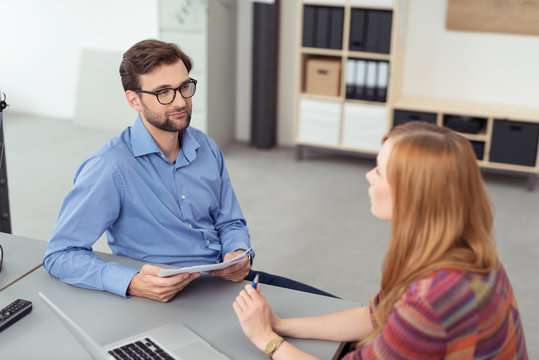 مدير شركة صيانة العقارات